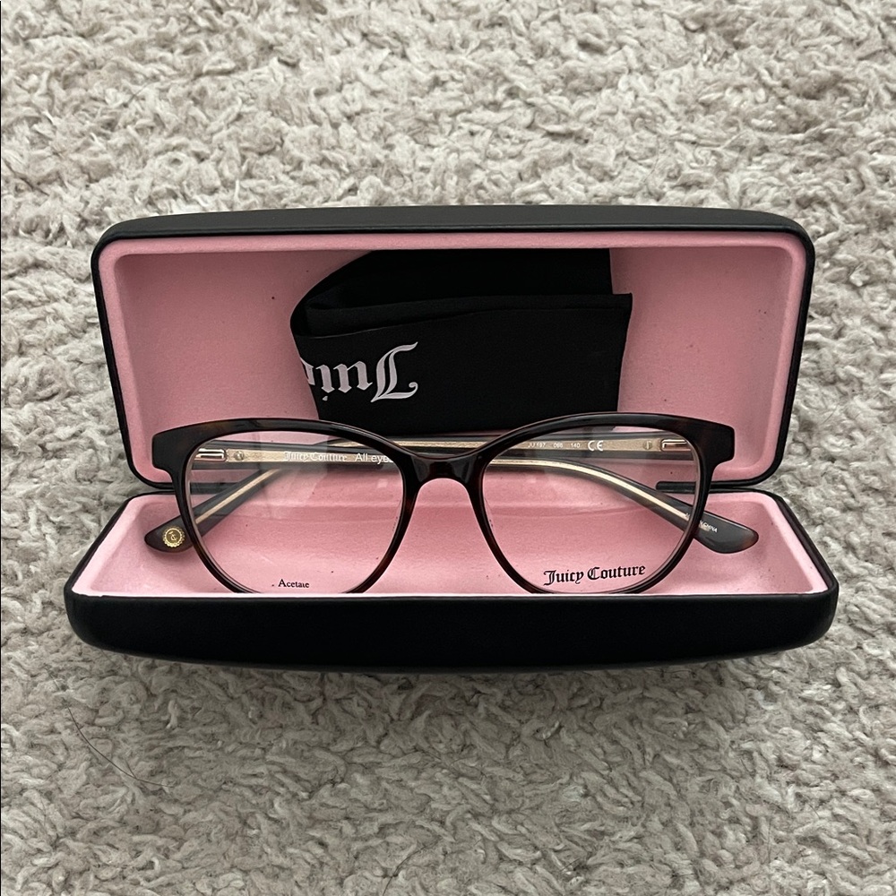 NWT Juicy Couture Cat Eye Tortoise Eyeglass Frames with Case